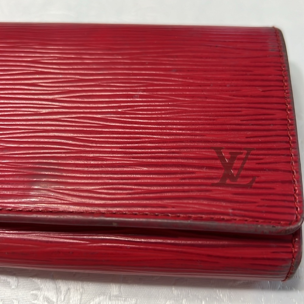 Authentic Louis Vuitton Epi Tresor Wallet